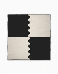 Monochrome Waves