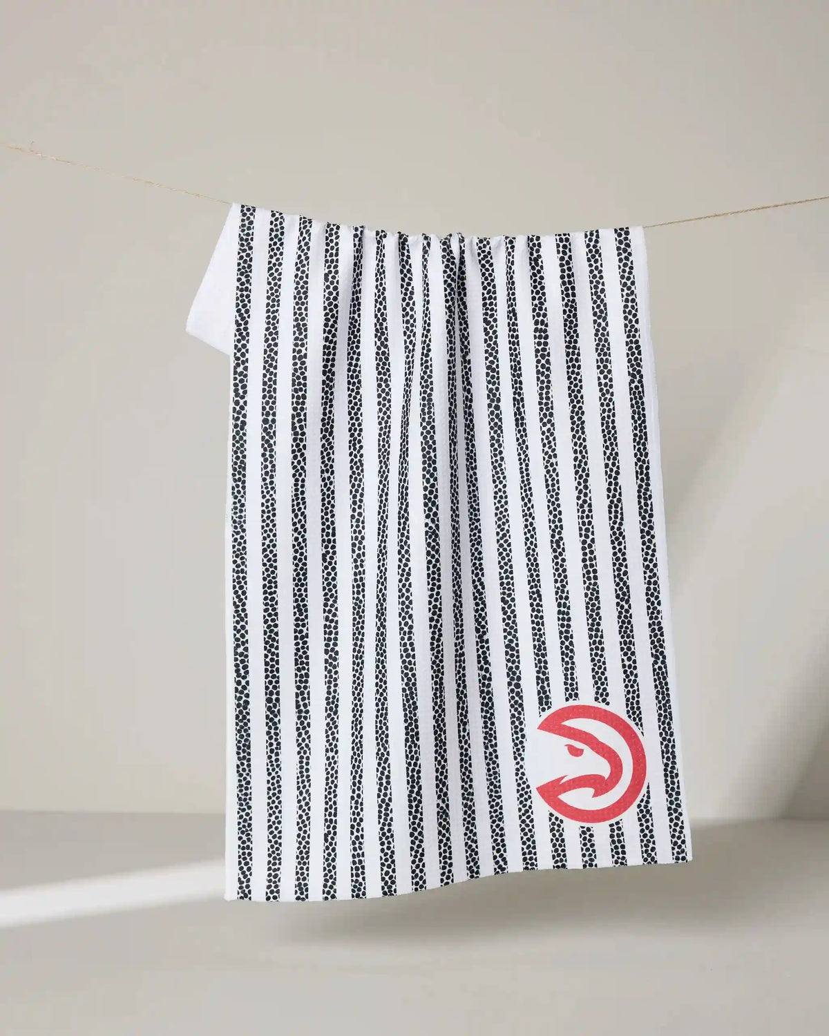 Hawks Grip Stripe