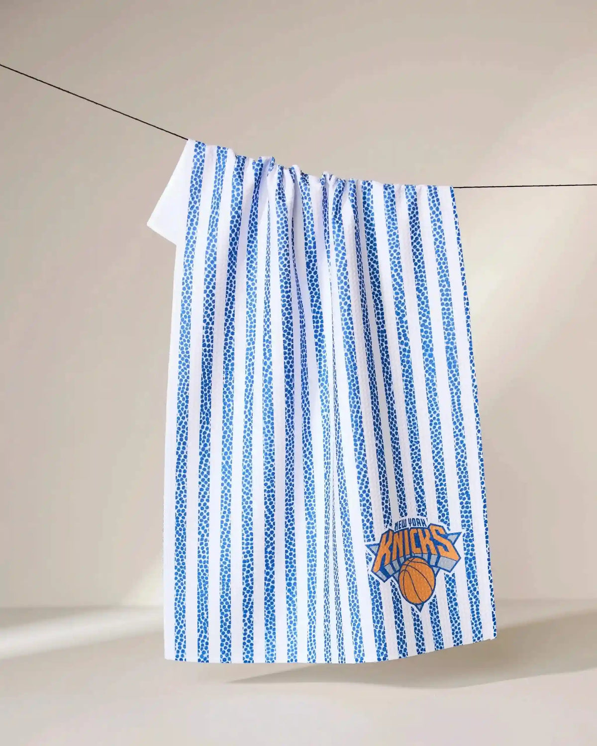 Knicks Grip Stripe